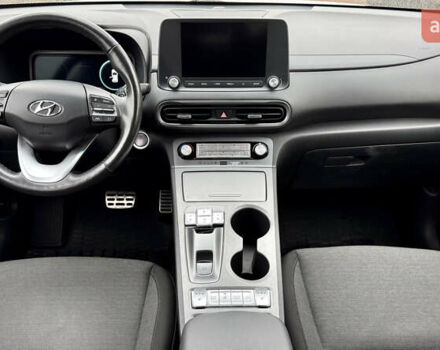 Білий Хендай Kona, об'ємом двигуна 0 л та пробігом 23 тис. км за 16900 $, фото 18 на Automoto.ua