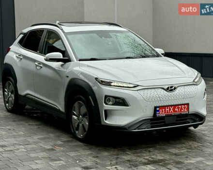 Белый Хендай Kona, объемом двигателя 0 л и пробегом 89 тыс. км за 18999 $, фото 14 на Automoto.ua