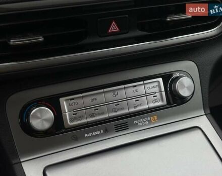 Білий Хендай Kona, об'ємом двигуна 0 л та пробігом 40 тис. км за 19999 $, фото 24 на Automoto.ua