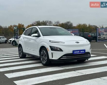 Білий Хендай Kona, об'ємом двигуна 0 л та пробігом 40 тис. км за 19999 $, фото 2 на Automoto.ua
