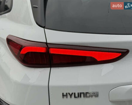 Білий Хендай Kona, об'ємом двигуна 0 л та пробігом 28 тис. км за 18700 $, фото 52 на Automoto.ua