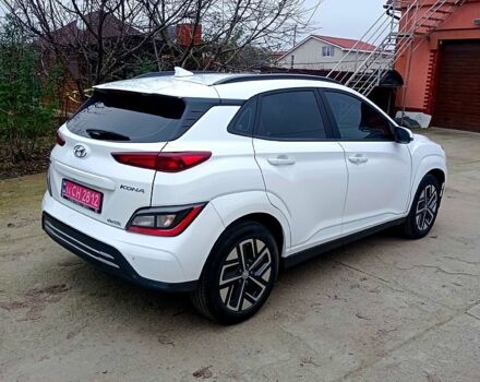 Білий Хендай Kona, об'ємом двигуна 40 л та пробігом 42 тис. км за 17200 $, фото 1 на Automoto.ua