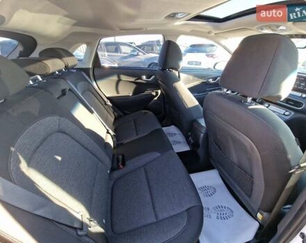 Білий Хендай Kona, об'ємом двигуна 0 л та пробігом 57 тис. км за 17200 $, фото 44 на Automoto.ua