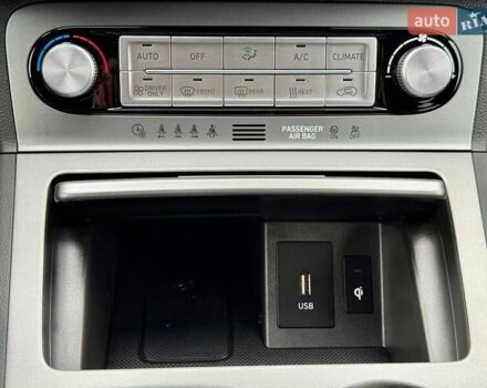 Белый Хендай Kona, объемом двигателя 0 л и пробегом 31 тыс. км за 17999 $, фото 36 на Automoto.ua