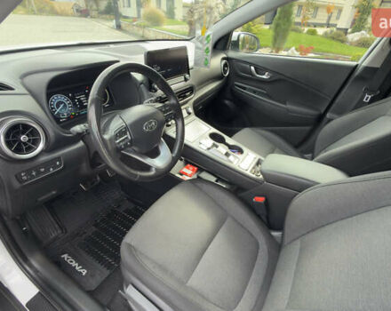 Белый Хендай Kona, объемом двигателя 0 л и пробегом 63 тыс. км за 20999 $, фото 24 на Automoto.ua