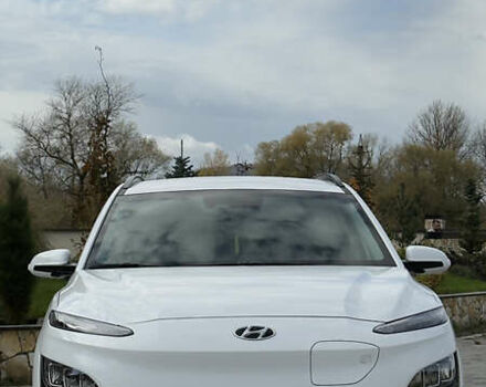 Белый Хендай Kona, объемом двигателя 0 л и пробегом 63 тыс. км за 20999 $, фото 12 на Automoto.ua