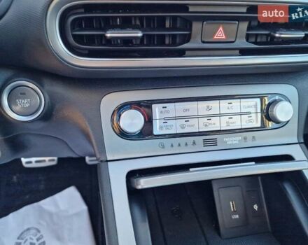 Білий Хендай Kona, об'ємом двигуна 0 л та пробігом 57 тис. км за 17200 $, фото 35 на Automoto.ua