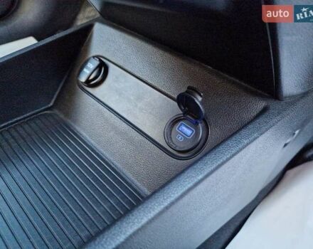 Білий Хендай Kona, об'ємом двигуна 0 л та пробігом 57 тис. км за 17200 $, фото 39 на Automoto.ua