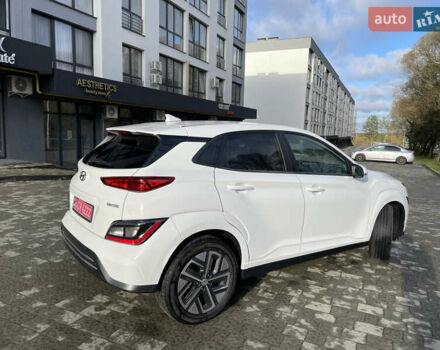 Білий Хендай Kona, об'ємом двигуна 0 л та пробігом 6 тис. км за 20900 $, фото 4 на Automoto.ua
