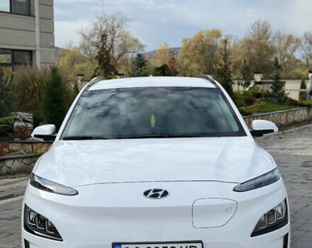 Белый Хендай Kona, объемом двигателя 0 л и пробегом 63 тыс. км за 21500 $, фото 5 на Automoto.ua