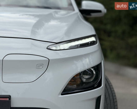 Білий Хендай Kona, об'ємом двигуна 0 л та пробігом 43 тис. км за 16700 $, фото 6 на Automoto.ua