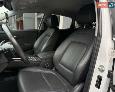 Білий Хендай Kona, об'ємом двигуна 0 л та пробігом 28 тис. км за 18700 $, фото 38 на Automoto.ua