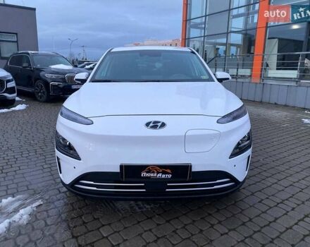 Белый Хендай Kona, объемом двигателя 0 л и пробегом 6 тыс. км за 18900 $, фото 1 на Automoto.ua