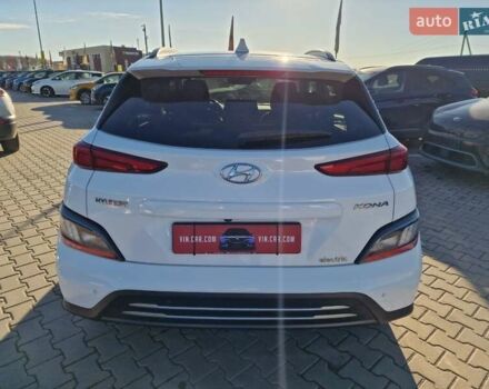 Білий Хендай Kona, об'ємом двигуна 0 л та пробігом 57 тис. км за 17200 $, фото 15 на Automoto.ua