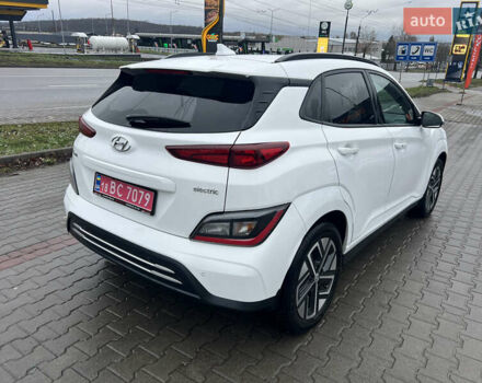 Белый Хендай Kona, объемом двигателя 0 л и пробегом 20 тыс. км за 20300 $, фото 4 на Automoto.ua