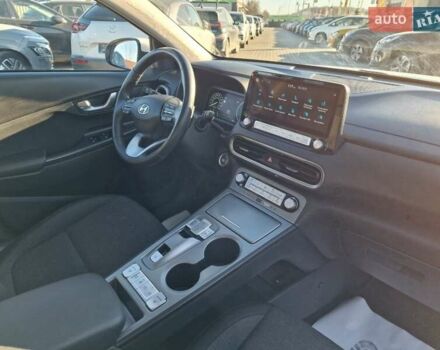 Білий Хендай Kona, об'ємом двигуна 0 л та пробігом 57 тис. км за 17200 $, фото 49 на Automoto.ua