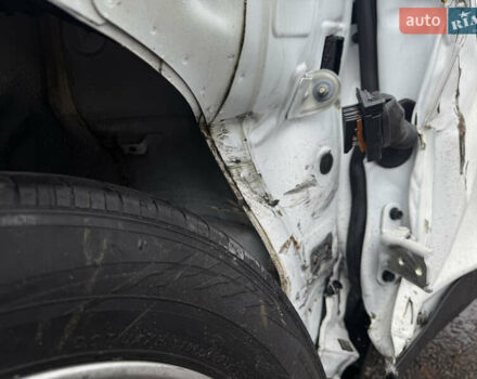 Білий Хендай Kona, об'ємом двигуна 2 л та пробігом 70 тис. км за 12200 $, фото 11 на Automoto.ua