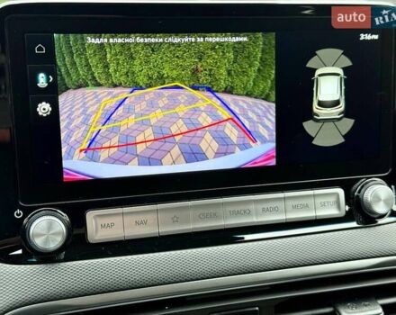 Белый Хендай Kona, объемом двигателя 0 л и пробегом 31 тыс. км за 17999 $, фото 42 на Automoto.ua