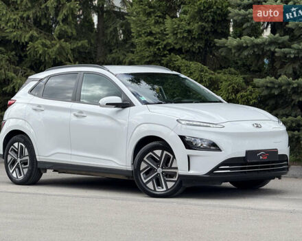 Білий Хендай Kona, об'ємом двигуна 0 л та пробігом 43 тис. км за 16700 $, фото 2 на Automoto.ua