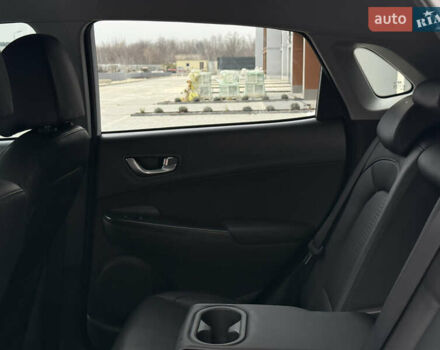 Білий Хендай Kona, об'ємом двигуна 0 л та пробігом 28 тис. км за 18700 $, фото 54 на Automoto.ua