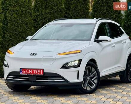 Белый Хендай Kona, объемом двигателя 0 л и пробегом 31 тыс. км за 17999 $, фото 6 на Automoto.ua