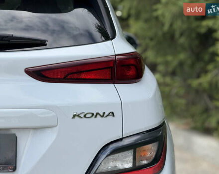 Білий Хендай Kona, об'ємом двигуна 0 л та пробігом 43 тис. км за 16700 $, фото 16 на Automoto.ua
