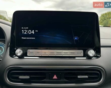 Белый Хендай Kona, объемом двигателя 0 л и пробегом 108 тыс. км за 20600 $, фото 55 на Automoto.ua