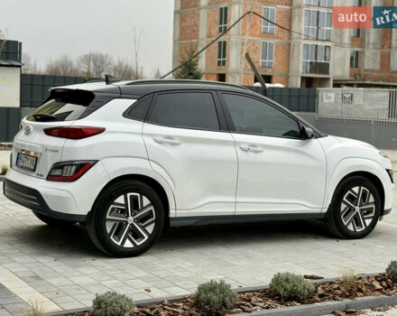 Білий Хендай Kona, об'ємом двигуна 0 л та пробігом 28 тис. км за 18700 $, фото 9 на Automoto.ua