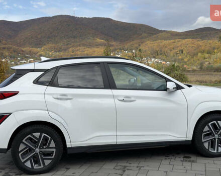 Белый Хендай Kona, объемом двигателя 0 л и пробегом 63 тыс. км за 21500 $, фото 18 на Automoto.ua