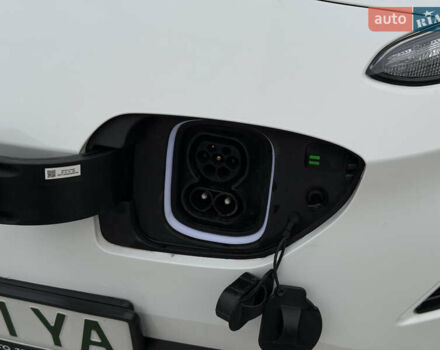 Білий Хендай Kona, об'ємом двигуна 0 л та пробігом 28 тис. км за 18700 $, фото 28 на Automoto.ua