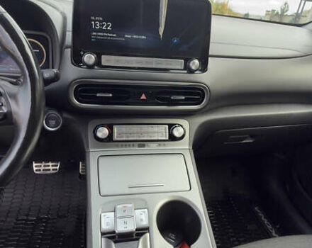 Белый Хендай Kona, объемом двигателя 0 л и пробегом 63 тыс. км за 21500 $, фото 26 на Automoto.ua