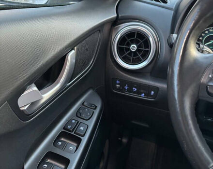 Белый Хендай Kona, объемом двигателя 0 л и пробегом 38 тыс. км за 15599 $, фото 12 на Automoto.ua