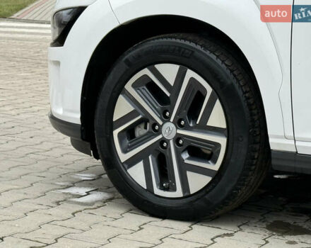 Белый Хендай Kona, объемом двигателя 0 л и пробегом 21 тыс. км за 17200 $, фото 15 на Automoto.ua