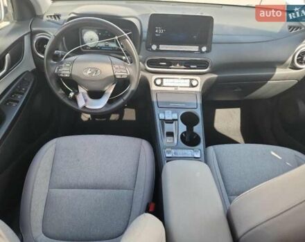 Белый Хендай Kona, объемом двигателя 0 л и пробегом 23 тыс. км за 14900 $, фото 11 на Automoto.ua