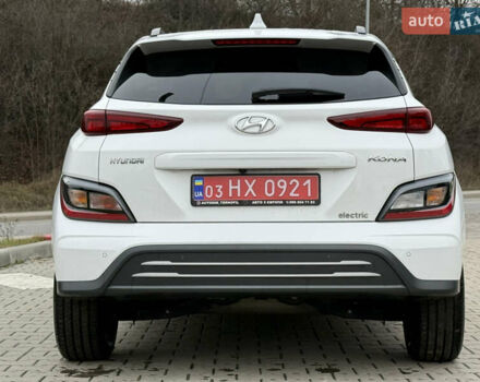 Белый Хендай Kona, объемом двигателя 0 л и пробегом 21 тыс. км за 17200 $, фото 9 на Automoto.ua