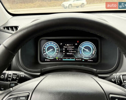 Белый Хендай Kona, объемом двигателя 0 л и пробегом 21 тыс. км за 17200 $, фото 2 на Automoto.ua