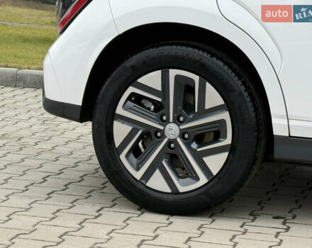 Белый Хендай Kona, объемом двигателя 0 л и пробегом 21 тыс. км за 17200 $, фото 13 на Automoto.ua