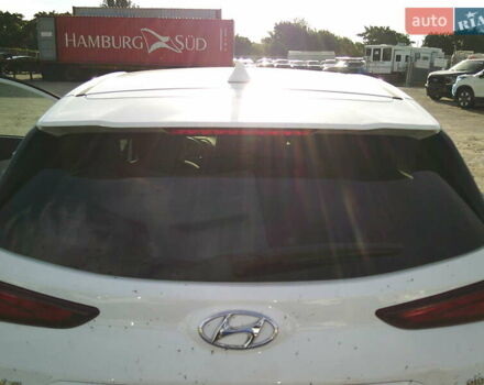 Белый Хендай Kona, объемом двигателя 0 л и пробегом 23 тыс. км за 14900 $, фото 21 на Automoto.ua