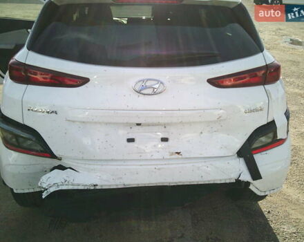 Белый Хендай Kona, объемом двигателя 0 л и пробегом 23 тыс. км за 14900 $, фото 19 на Automoto.ua