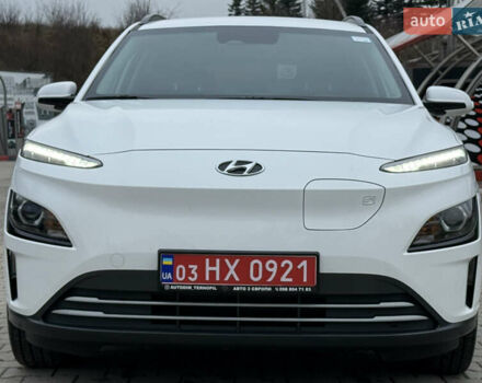 Белый Хендай Kona, объемом двигателя 0 л и пробегом 21 тыс. км за 17200 $, фото 8 на Automoto.ua