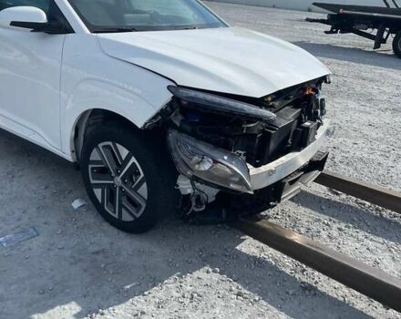 Белый Хендай Kona, объемом двигателя 0 л и пробегом 23 тыс. км за 14900 $, фото 52 на Automoto.ua