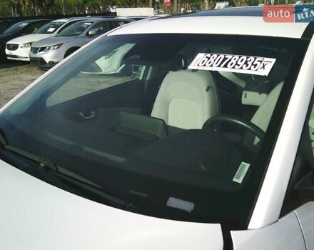 Белый Хендай Kona, объемом двигателя 0 л и пробегом 23 тыс. км за 14900 $, фото 25 на Automoto.ua