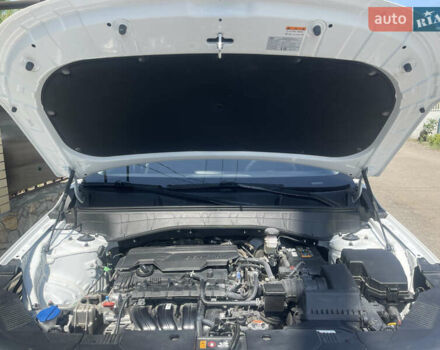 Белый Хендай Kona, объемом двигателя 2 л и пробегом 3 тыс. км за 27500 $, фото 24 на Automoto.ua