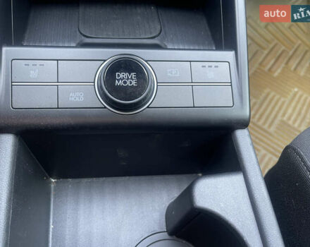 Белый Хендай Kona, объемом двигателя 2 л и пробегом 3 тыс. км за 27500 $, фото 30 на Automoto.ua