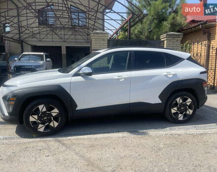 Белый Хендай Kona, объемом двигателя 2 л и пробегом 3 тыс. км за 27500 $, фото 2 на Automoto.ua
