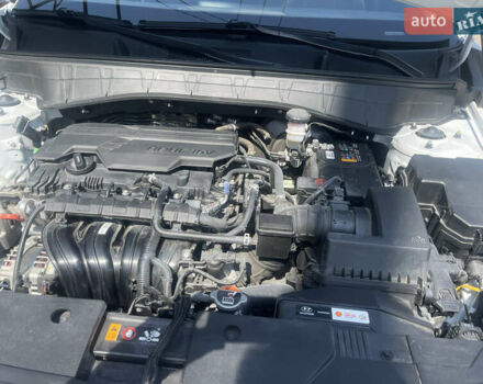 Белый Хендай Kona, объемом двигателя 2 л и пробегом 3 тыс. км за 27500 $, фото 22 на Automoto.ua