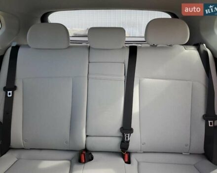 Белый Хендай Kona, объемом двигателя 2 л и пробегом 10 тыс. км за 7400 $, фото 9 на Automoto.ua