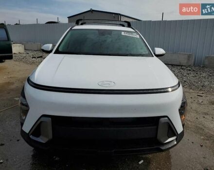 Белый Хендай Kona, объемом двигателя 2 л и пробегом 10 тыс. км за 7400 $, фото 4 на Automoto.ua