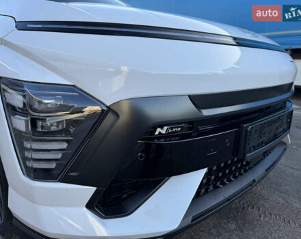 Білий Хендай Kona, об'ємом двигуна 0 л та пробігом 12 тис. км за 24500 $, фото 6 на Automoto.ua