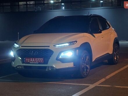 Білий Хендай Kona, об'ємом двигуна 1.6 л та пробігом 148 тис. км за 19700 $, фото 1 на Automoto.ua